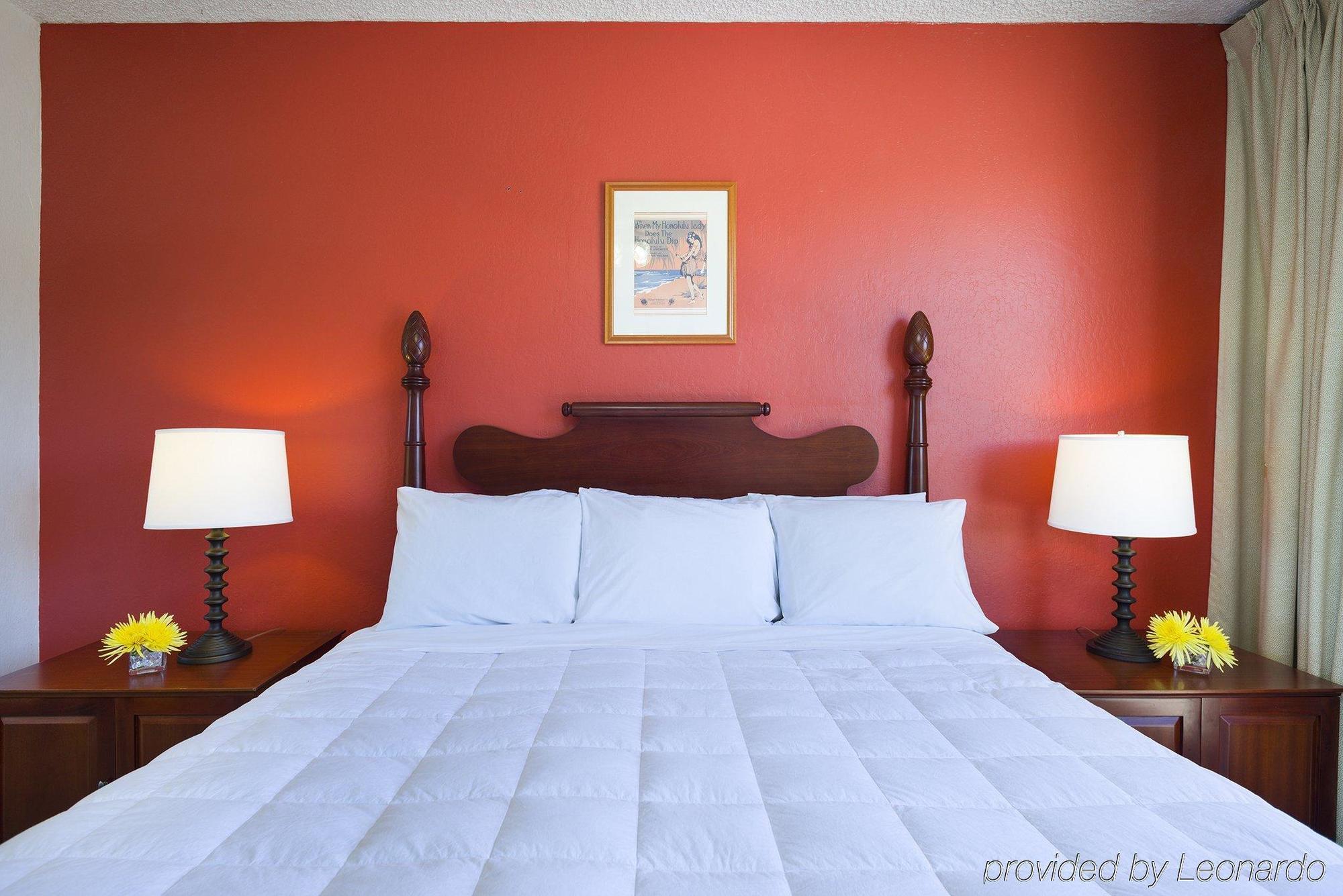 Hotel Polynesian Residences Waikiki 4*