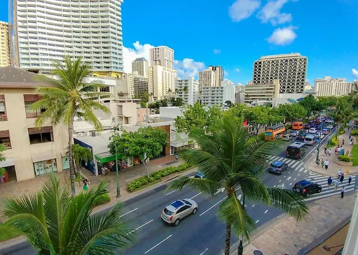 Polynesian Residences Waikiki Beach